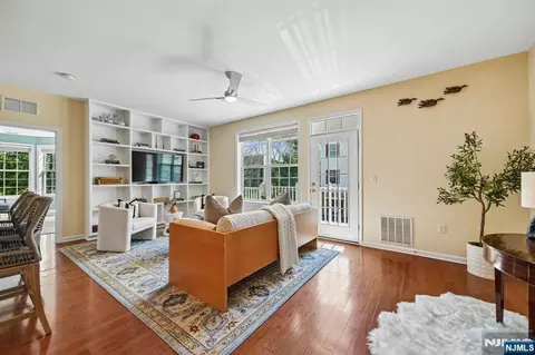 4 Quarry Dr #B2, Woodland Park, NJ 07424