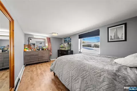 Bedroom - 219 Farview Ave, Paramus, NJ 07652 photo 5 of 7