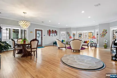 88 Myrtle Ave # B, Edgewater, NJ 07020