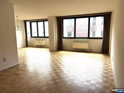 Living - 344 Prospect #9G, Hackensack, NJ 07601 photo 4 of 4