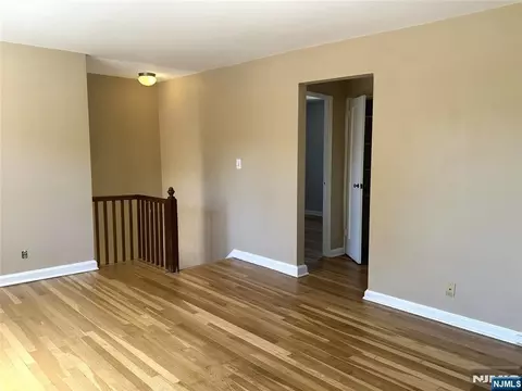 460 Heath Pl #48, Hackensack, NJ 07601 photo 3