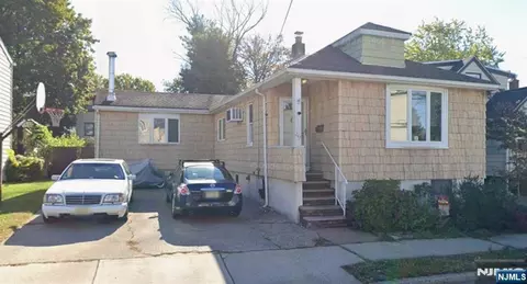 247 Grove St, Lodi, NJ 07644