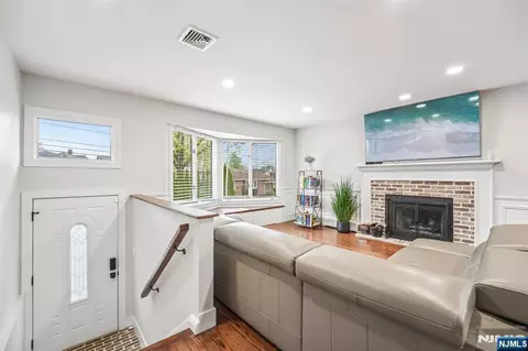 2451 Leighton #B, Fort Lee, NJ 07024