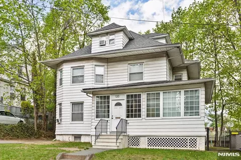 116 Westervelt Pl, Passaic, NJ 07055