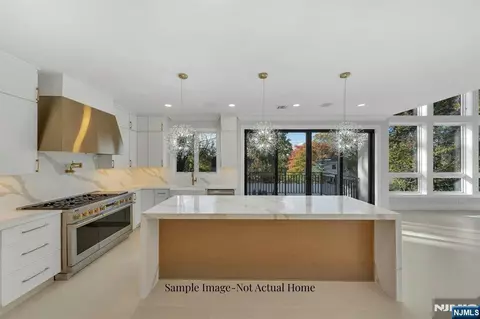 Entry Way - 308 Haywood Dr, Paramus, NJ 07652 photo 1 of 4