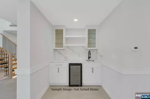 Entry Way - 308 Haywood Dr, Paramus, NJ 07652 photo 4 of 4