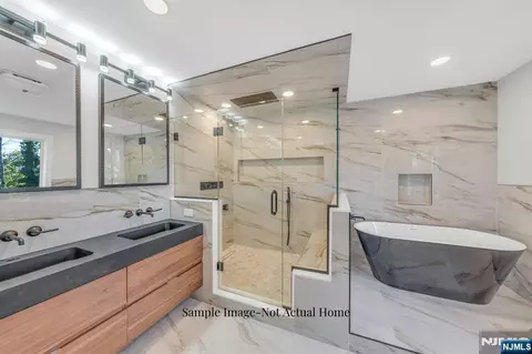Bath - 308 Haywood Dr, Paramus, NJ 07652 photo 1 of 1