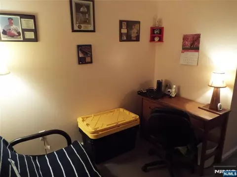 Bedroom - 189 Forest Ave #307, Paramus, NJ 07652 photo 5 of 5