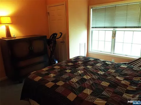 Bedroom - 189 Forest Ave #307, Paramus, NJ 07652 photo 2 of 5