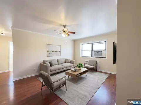 420 Fairview Ave #1F, Fort Lee, NJ 07024
