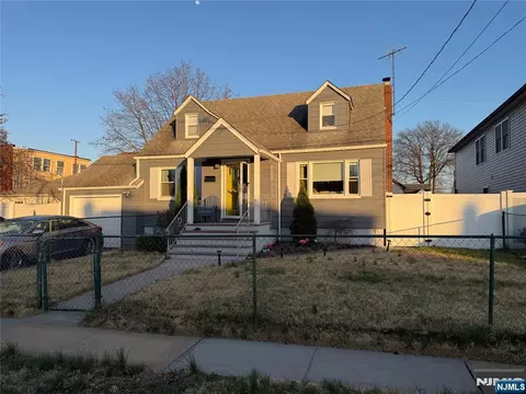 1826 Mildred Ave, Linden, NJ 07036