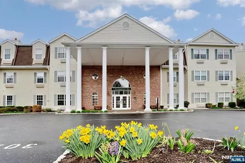 1314 Richmond Rd, West Milford, NJ 07480