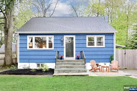 91 Hopper St, Hillsdale, NJ 07642