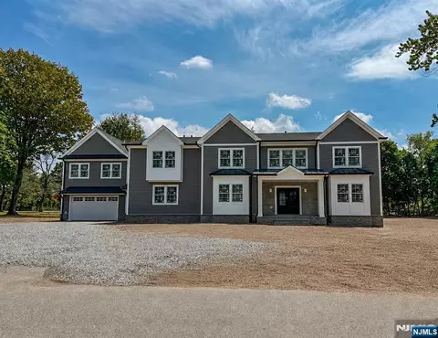53 Feldman Ct, Mahwah, NJ 07430