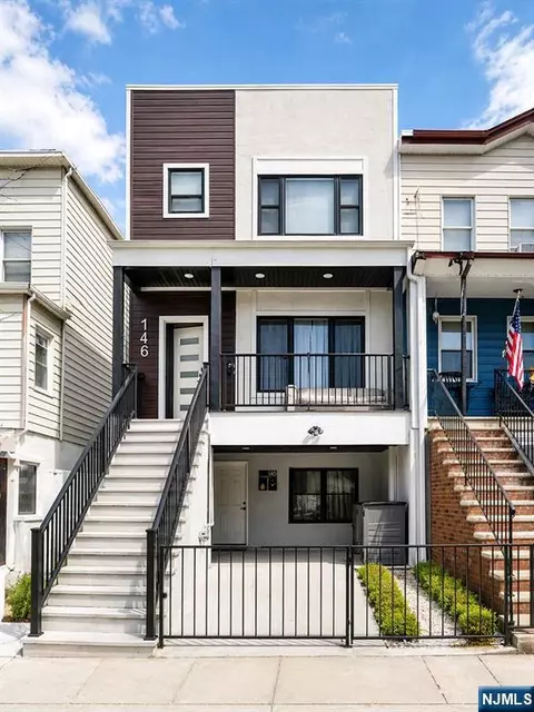 146 Congress St, Jersey City, NJ 07307