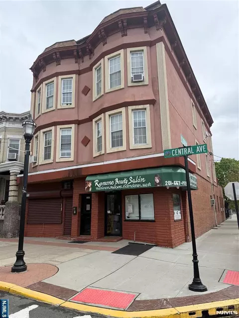1300 Central #1, Union City, NJ 07087