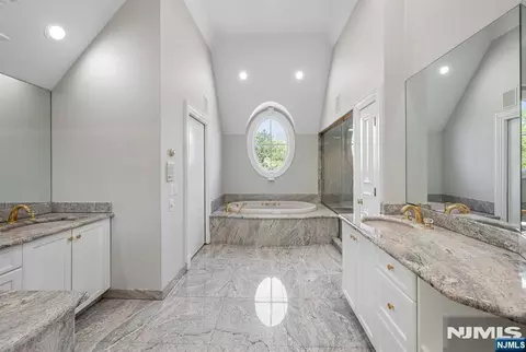 Bath - 366 E Madison Ave, Cresskill, NJ 07626 photo 1 of 6