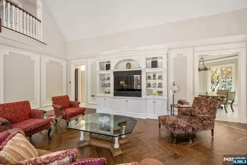 Living - 366 E Madison Ave, Cresskill, NJ 07626 photo 6 of 6