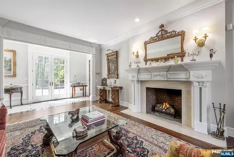 Living - 366 E Madison Ave, Cresskill, NJ 07626 photo 3 of 6
