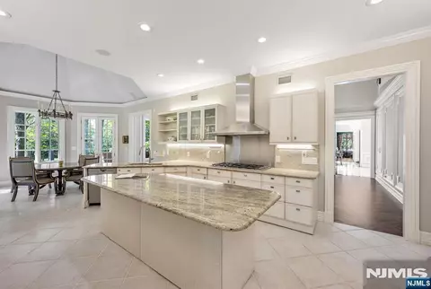Kitchen - 366 E Madison Ave, Cresskill, NJ 07626 photo 2 of 4
