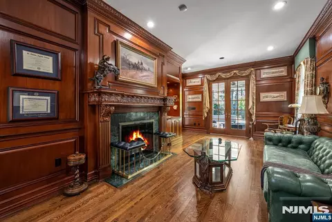 Living - 366 E Madison Ave, Cresskill, NJ 07626 photo 1 of 5
