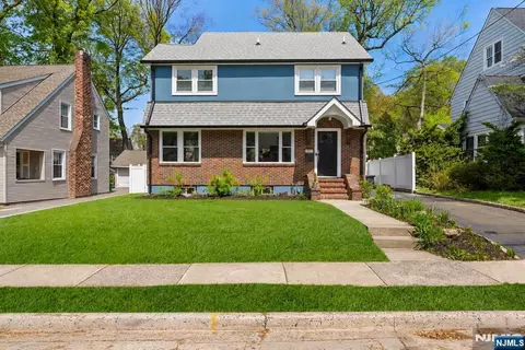 507 Sagamore Ave, Teaneck, NJ 07666
