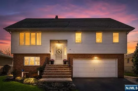 191 Pershing Rd, Clifton, NJ 07013
