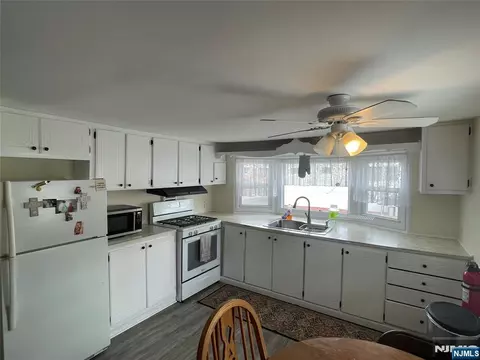 Entry Way - 2 Ambassador Dr, Wayne, NJ 07470 photo 1 of 2