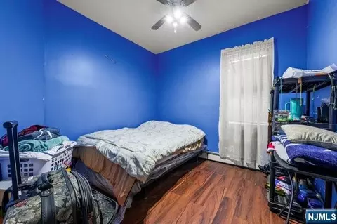 Bedroom - 44 Scheerer Ave, Newark, NJ 07112 photo 3 of 4
