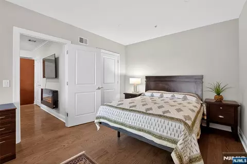 Bedroom - 54 Polifly #103, Hackensack, NJ 07601 photo 6 of 7