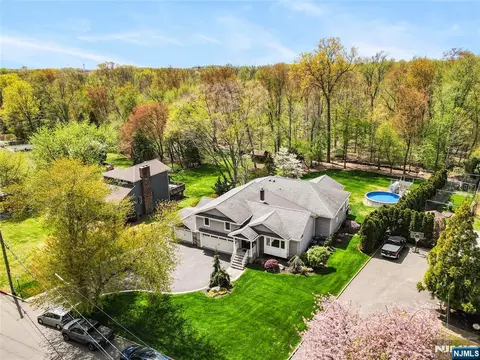 146 President Rd, Township Of Washington, NJ 07676