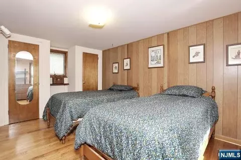 Bedroom - 405 Terhune Ave, Paramus, NJ 07652 photo 3 of 6