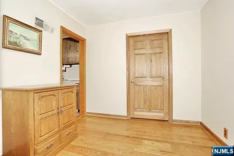 Entry Way - 405 Terhune Ave, Paramus, NJ 07652 photo 3 of 6
