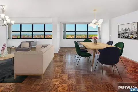 7004 Kennedy Blvd #38A, Guttenberg, NJ 07093