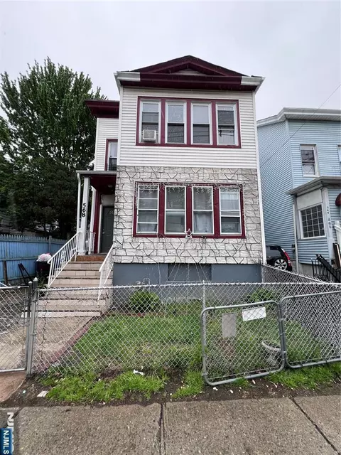 568 14th Ave, Paterson, NJ 07504