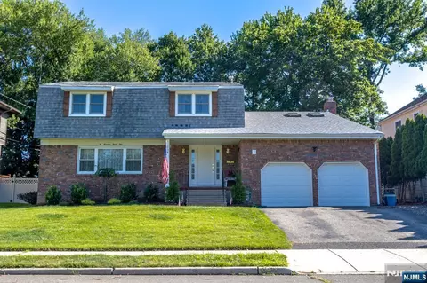 234 Palisade Ave, Emerson, NJ 07630