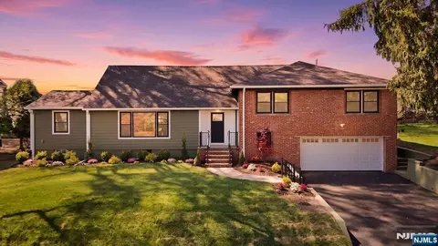 11 Cobane Ter, West Orange, NJ 07052