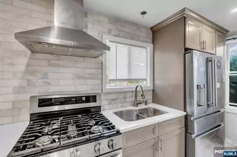 Kitchen - 297 Hamilton Pl, Hackensack, NJ 07601 photo 2 of 5