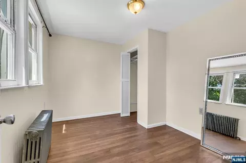 Bedroom - 297 Hamilton Pl, Hackensack, NJ 07601 photo 1 of 9