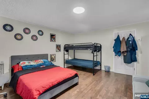 Bedroom - 297 Hamilton Pl, Hackensack, NJ 07601 photo 3 of 9