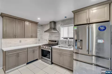Kitchen - 297 Hamilton Pl, Hackensack, NJ 07601 photo 1 of 5