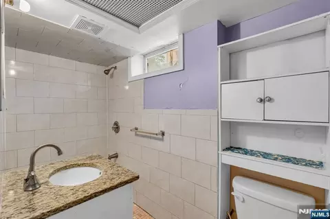 Bath - 297 Hamilton Pl, Hackensack, NJ 07601 photo 3 of 3