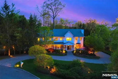 200 Wood Turtle Run, Norwood, NJ 07648