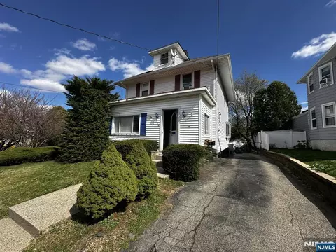 126 Bartholdi Ave, Butler, NJ 07405