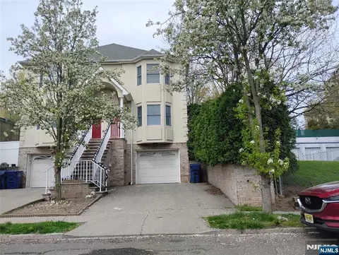 277 3rd St, Hackensack, NJ 07601