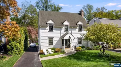 583 Highland Ave, Montclair, NJ 07043