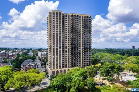 7855 Boulevard E #19J, North Bergen, NJ 07047