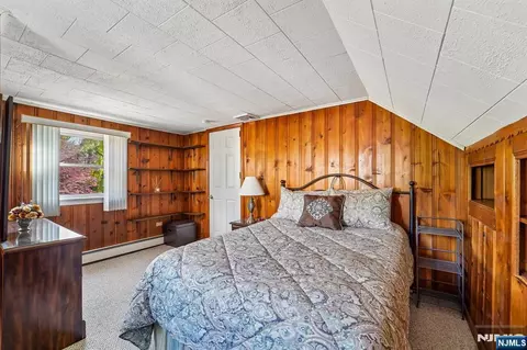 Bedroom - 203 Lawrence Dr, Paramus, NJ 07652 photo 5 of 7