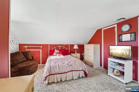Bedroom - 203 Lawrence Dr, Paramus, NJ 07652 photo 7 of 7
