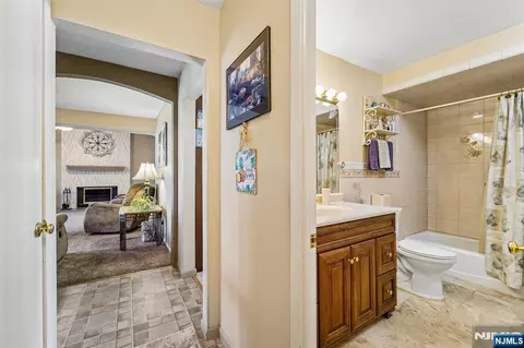 Entry Way - 203 Lawrence Dr, Paramus, NJ 07652 photo 2 of 2